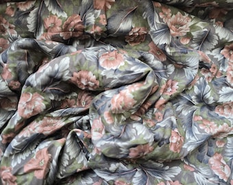 Tela para vestido/blusa vintage de rayón con estampado floral en rosa y gris, cortada a medida de 42 pulgadas de ancho.