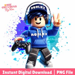 Może przedstawiać: Niebieska postać Roblox w niebieskiej bluzie z napisem "Roblox", niebieskim kapeluszu z napisem "Roblox" i niebieskimi słuchawkami. Postać trzyma czarny kontroler do gier i pokazuje znak pokoju jedną ręką. Tło to niebieski i fioletowy wz&oacute;r rozprysku.
