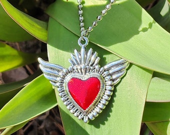 Sacred winged heart chain