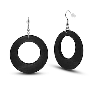 Sustainable wooden hoop earrings in black