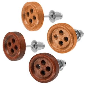 かわいい木製ボタンのイヤリング