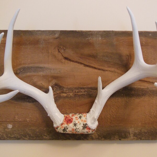 White Deer Antler & Barn wood Jewelry Display