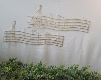 Metal musical notes wall art (sold as a pair)