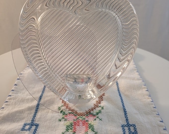 Darling 80s Mikasa Glass Heart Frame