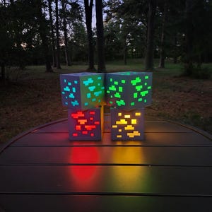 3D Printed Minecraft Ore Cube Night Light – Gaming Decor