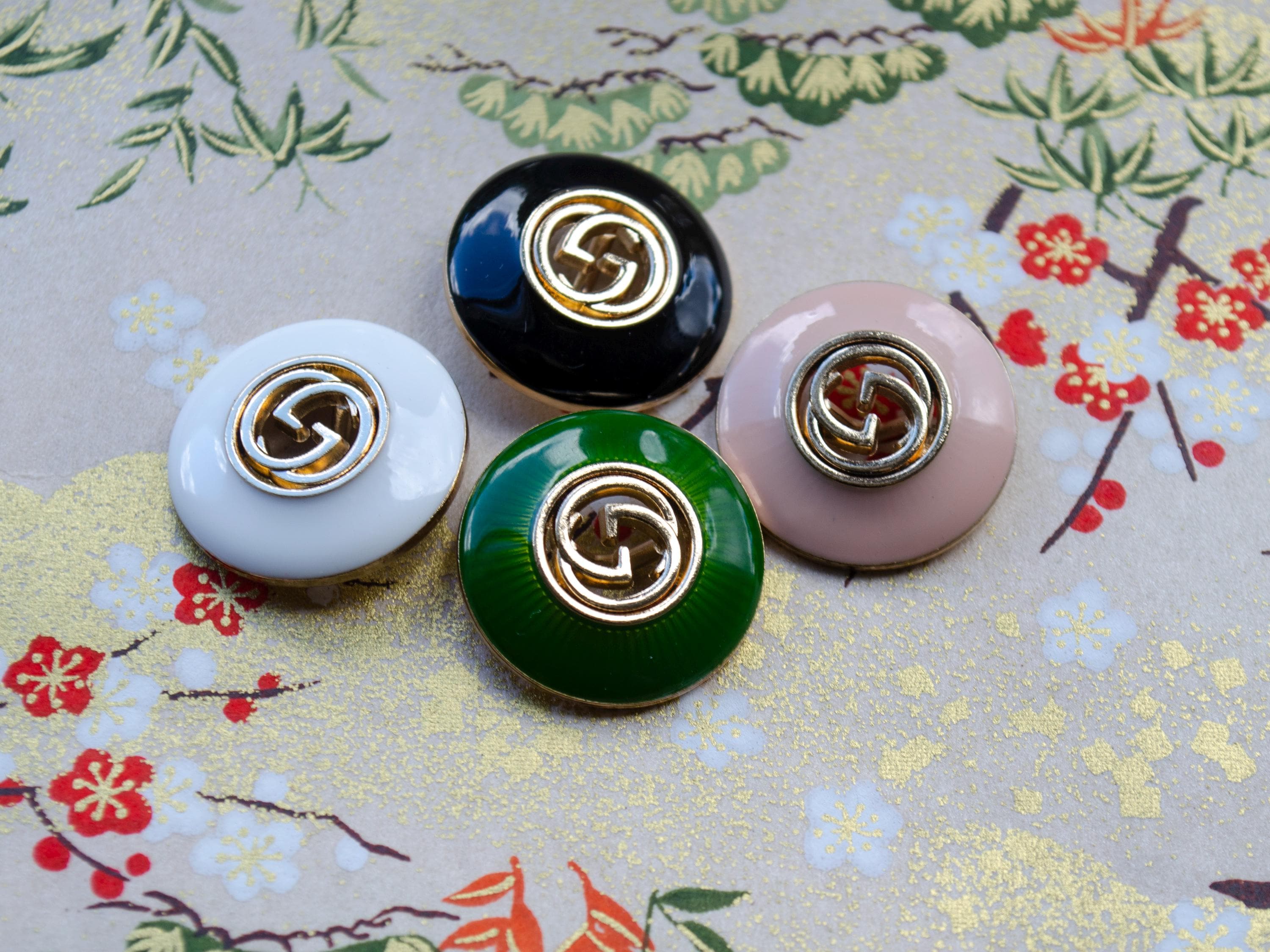 Burberry Buttons - Etsy Canada