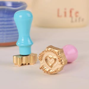 Custom Brass Pottery Stamp, Personalized Heart Logo Clay Stamp with Name, Polymer Clay Signature Stamp, Gift for Pottery Lovers
