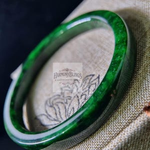 High-Quality Green Jadeite Bangle Certified Natural Jade Bracelet Timeless Vintage Jewelry Perfect Christmas & New Year Gift for Loved Ones