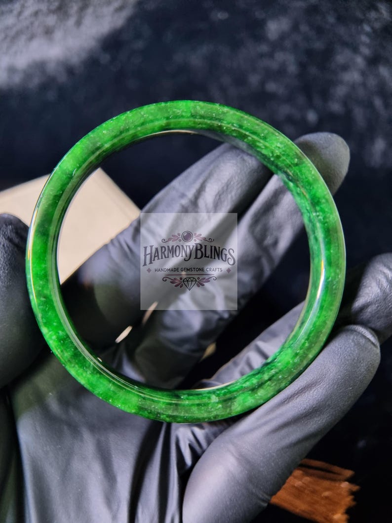 High-Quality Green Jadeite Bangle Certified Natural Jade Bracelet Timeless Vintage Jewelry Perfect Christmas & New Year Gift for Loved Ones