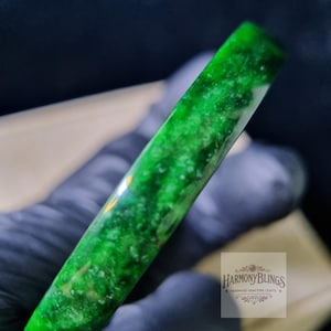 High-Quality Green Jadeite Bangle Certified Natural Jade Bracelet Timeless Vintage Jewelry Perfect Christmas & New Year Gift for Loved Ones