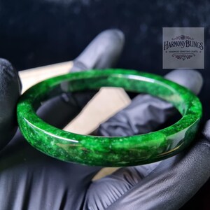 High-Quality Green Jadeite Bangle Certified Natural Jade Bracelet Timeless Vintage Jewelry Perfect Christmas & New Year Gift for Loved Ones