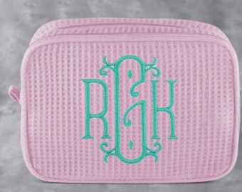 Monogrammed Cosmetic Bag Personalized Makeup Bag Bridesmaid Gift Bridal Party Gift Large Cosmetic Bag Monogram Travel Bag with Monogram Name