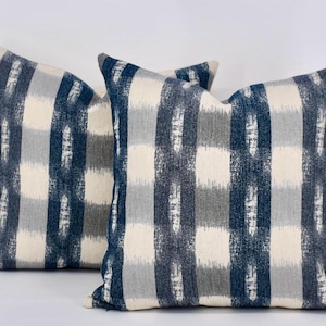 20" Blue/Gray Abstract Woven Throw Pillow Covers (Set of 2)