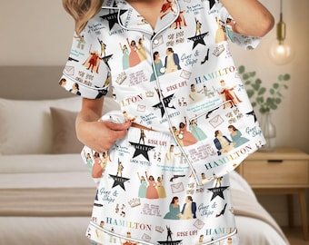 Pigiama corto in raso con motivo musicale Hamilton, pigiama da teatro di Broadway, regalo per fan di Hamilton, pigiama musicale, set pigiama di Alexander Hamilton