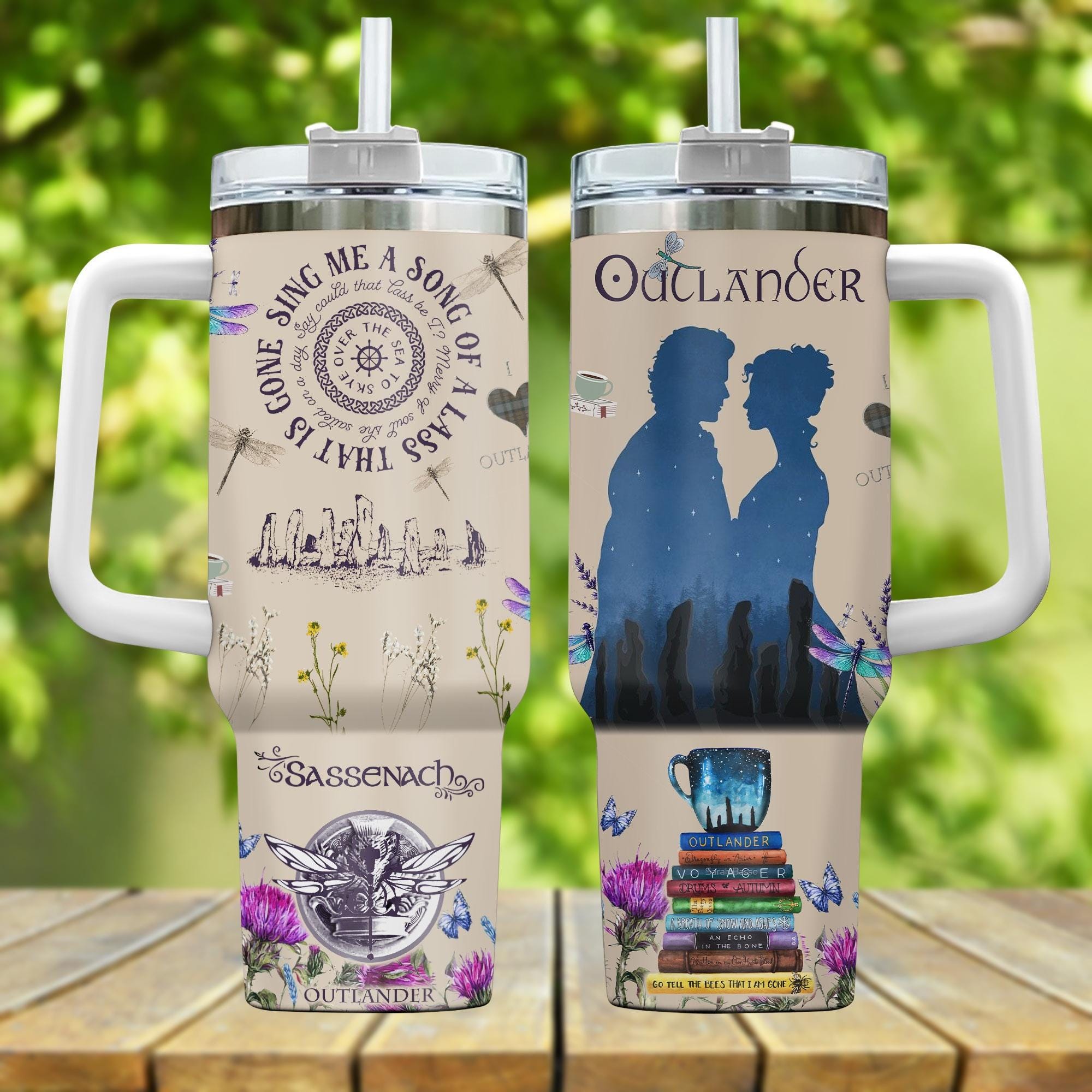 Cadre Noir & Blanc Outlander – Craigh Na Dun – Libellule – Sassenach – Écosse