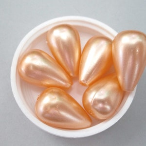15x24mm Teardrop Yellow Gold Vintage Lucite Pearl Beads 4pc