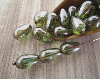10x6mm Teardrop Lumi Green Czech Glass Beads 25pc