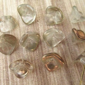 12x9mm Bell Flower 3 Petal Transparent Crystal Copper Czech Glass Beads 10pc