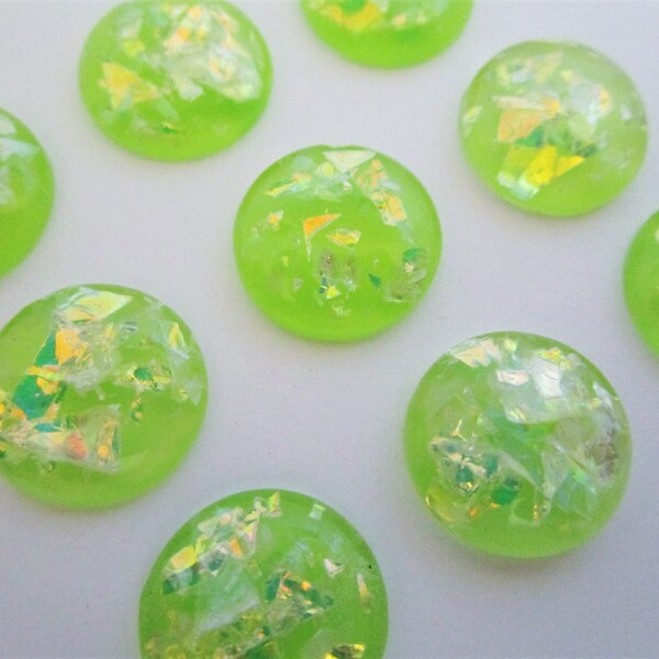 16mm Round Green with Foil Resin Cabochon 10pc