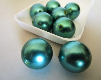 19mm Round Green Pearl Vintage Lucite Beads 9pc