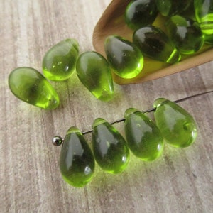 6x9mm Teardrop Transparent Olivine Green Czech Drop Glass Beads  25pc