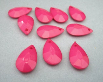 20x12mm Faceted Teardrop Opaque Dark Pink Acrylic Beads 20pc