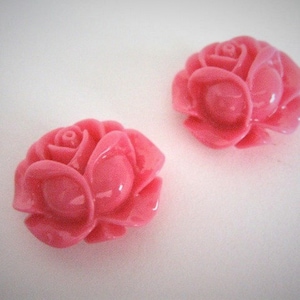 21mm Rose Bud Flower Cabochon Opaque Pink Resin Flat Back 6pc