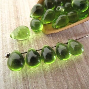 5x7mm Teardrop Olivine Czech Glass Beads Transparent Green Top Drilled 25pc image 4