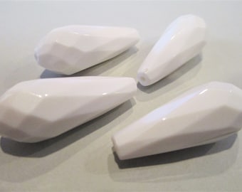 31x12mm Faceted Teardrop White Acrylic Beads 10pc