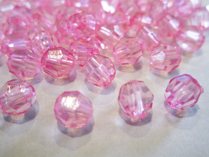 6mm Faceted Round Transparent Pink Acrylic Beads 100pc image 3