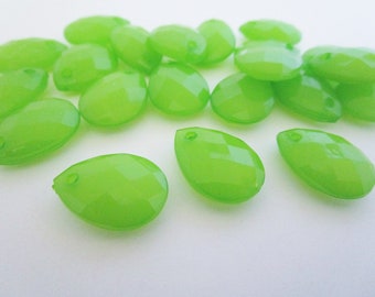 18x13mm Faceted Teardrop Green Jelly Acrylic Beads 26pc