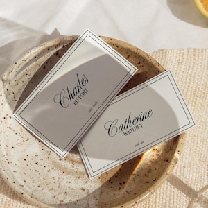 Plaatskaartsjabloon voor oud geld Elegante plaatskaartsjabloon Stijlvolle naamkaartjes voor diner Gepersonaliseerde receptie naamkaartjes Naamkaartjes bruiloft