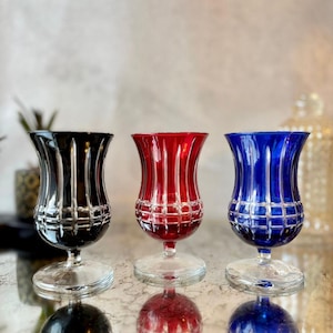 Vintage-Inspired Multicolor Handcrafted Glassware Set: 6-Piece Beverage Collection for Elegant Entertaining