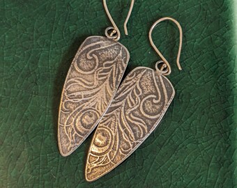 Feathers Earrings in Embossed Sterling