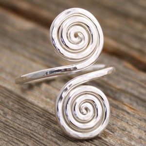 Double Spiral Snake Ring