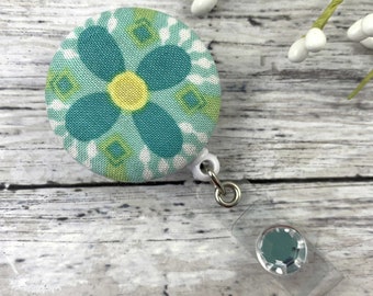 Daisy Badge Reel, RN Badge Reel, Popular Right Now, Nursing Student Gifts, Daisies, Cute Badge Reel, Butterflies, RN Gift, Midwife Gift