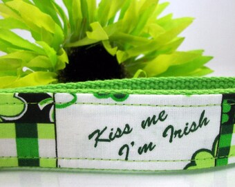 Irish Keychain, Shamrock Keychain, St. Patricks Day Gifts, Wristlet Keychain, Luck of the Irish, Four Leaf Clover Keychain, Wrist Keychain