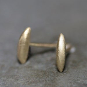 Seed Stud Earrings in 14K Gold