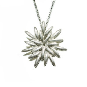 Seed Flower Necklace