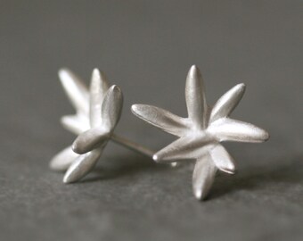 7 Petal Bud Earrings in Sterling Silver