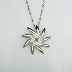 Seed Pinwheel Necklace image 3