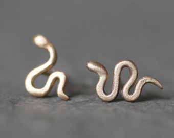 Mini Mismatched Snake Stud Earrings in 14K Gold