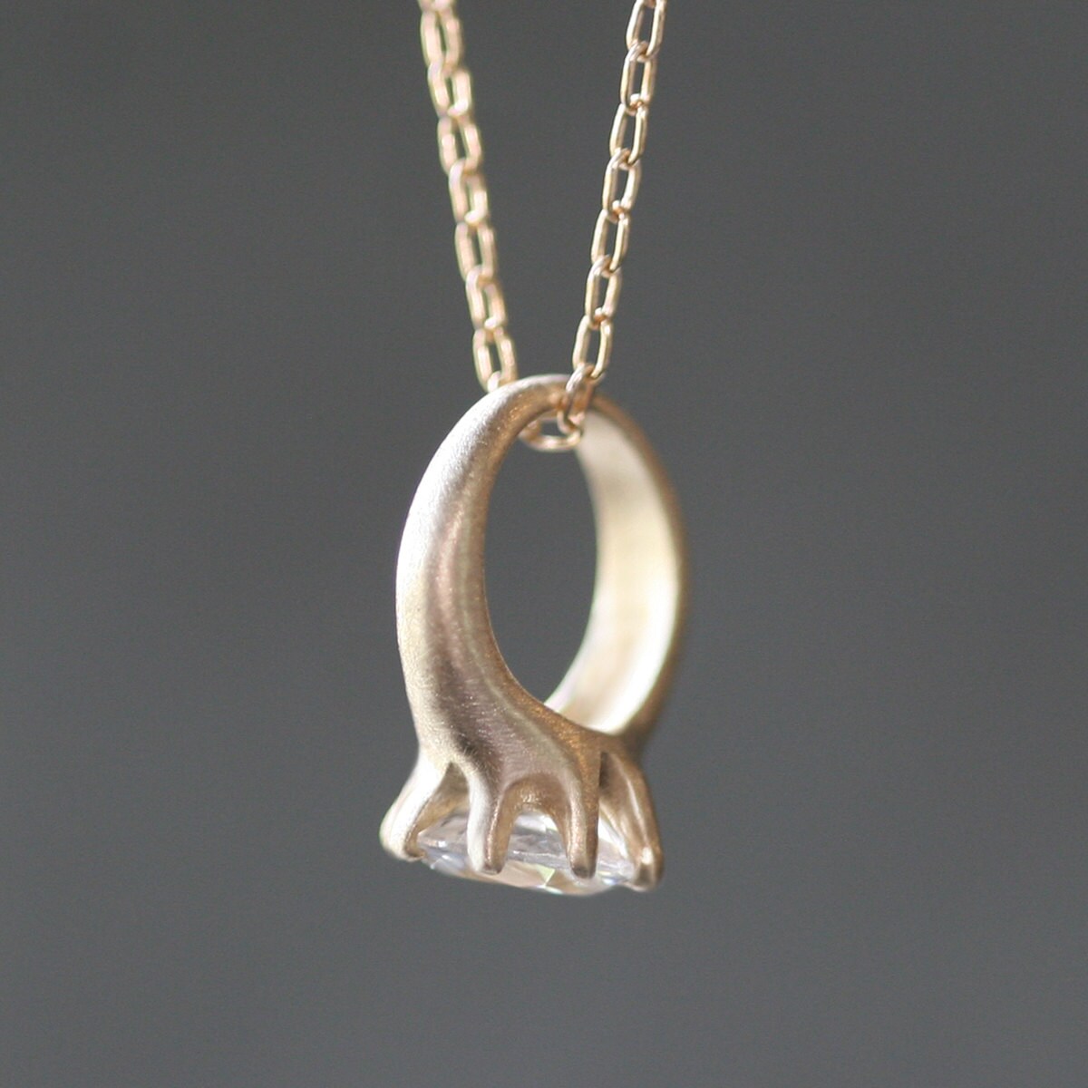 Collar para guardar anillo de compromiso sale