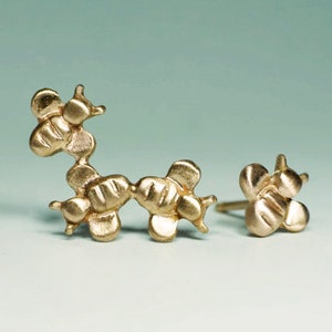 Mismatched Triple-Single Bee Stud Earrings