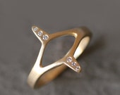 Egyptian Eye Ring in Brass with Diamonds