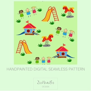 Könnte beinhalten: Ein handgemaltes, digitales, nahtloses Muster mit einer Spielplatzszene mit Kindern, Rutschen und Federwippen. Das Design umfasst ein rotes und blaues Spielhaus, orangefarbene Rutschen und Händchen haltende Kinder, alles vor einem hellgrünen Hintergrund.