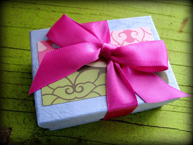 Small White Plumeria Flower Necklace Shell Aloha Hawaii