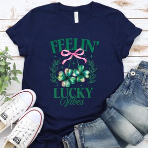 Lucky Vibes Tee, St Patricks Day Tee, Irish Unisex T-Shirt, Feelin Lucky Tee, Shamrock Graphic Tee, Cute Irish Clover Tee, Trendy Irish Tee