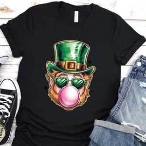 Leprechaun Blowing Bubblegum Bubble Shirt, St. Patrick&#39;s Day Unisex Tee, Lucky Irish Tee, Funny Green Tee, Shamrock Tee, Cute Leprechaun Tee
