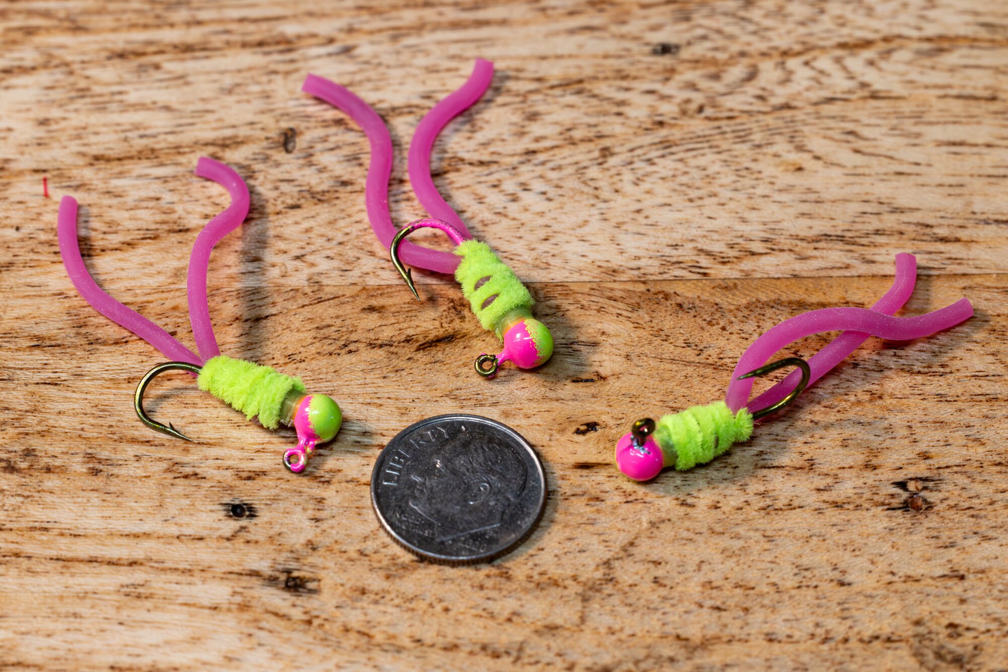 30 Mustand #4 Premium Ultra Point 32746 Crappie Jigs 1/32, 1/16